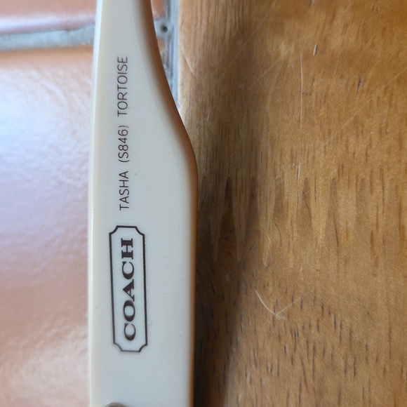 Coach Black and Brown Sunglasses - Picture 6 of 8